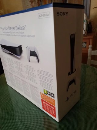 Caja SONY PS5 8K HDR sin roturas completa con libr