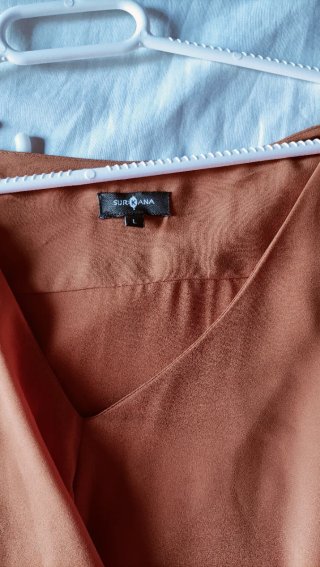 Camisa manga larga dorada SURKANA