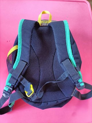 Mochila infantil Quechua azul y verde