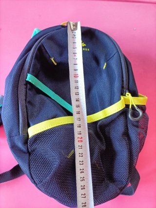 Mochila infantil Quechua azul y verde