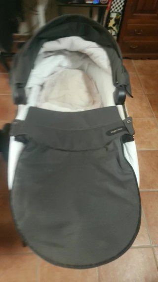 Conjunto Carro Bebé Inglesina Aptica XT