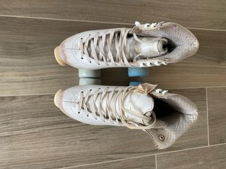 Patines blancos talla 36