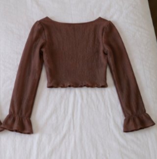 Blusa marrón fruncida manga larga
