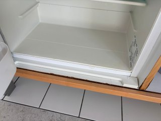 Cocina armario completa: nevera, vitro y lavabo