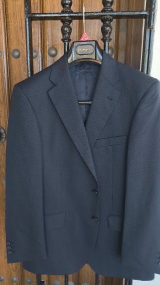 Traje Emilio Tucci El Corte Inglés Negro/Rojo