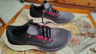 Zapatillas Nike Pegasus 38 Mujer Gris/Rosa