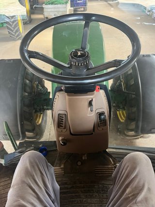 Tractor John Deere 8100