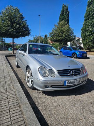 Mercedes-Benz  CLK 2004