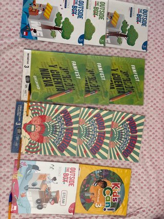 Lote de libros de texto de 3 de primaria