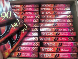 Lote 20 Cintas TDK D 60 y 7 cintas TDK D 90