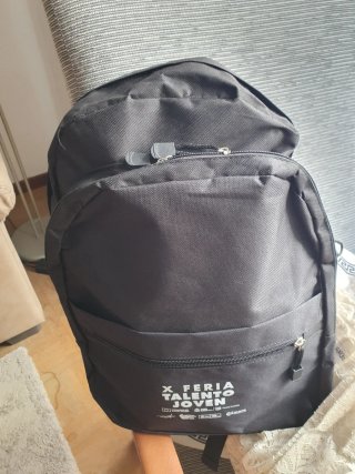 Mochila mediana negra