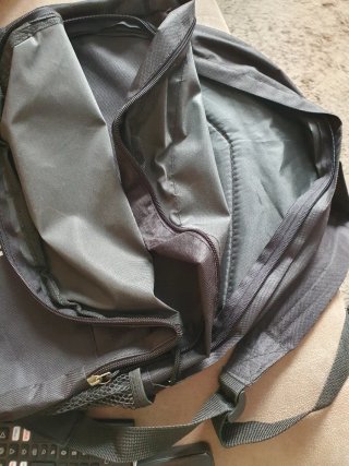 Mochila mediana negra