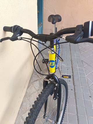 Bicicleta BTT Basic Azul y Amarilla
