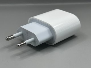 Cargador Apple 20W USB-C A2347 Original