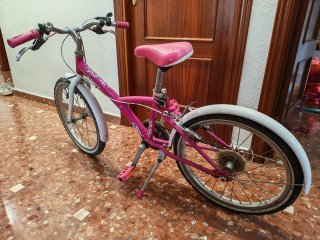 Bicicleta niña Btwin rosa de hadas