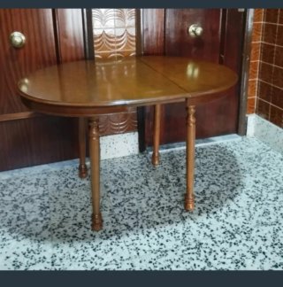 Mesa redonda de madera 90 CT  extensible 120 CT