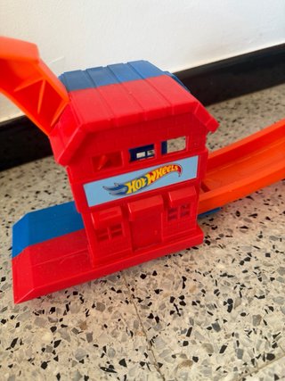 Pista Hotwheels Dinosaurio Tiburón