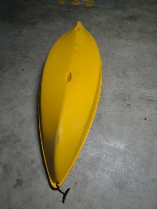 Kayak Omei Horizon 80 autovaciable para jóvenes.