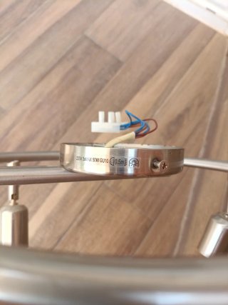 Foco de techo moderno orientable