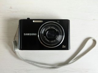 Cámara digital Samsung ST77 16mp vídeo HD
