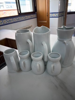 Juego Vintage Porcelana Jarras y Tazas
