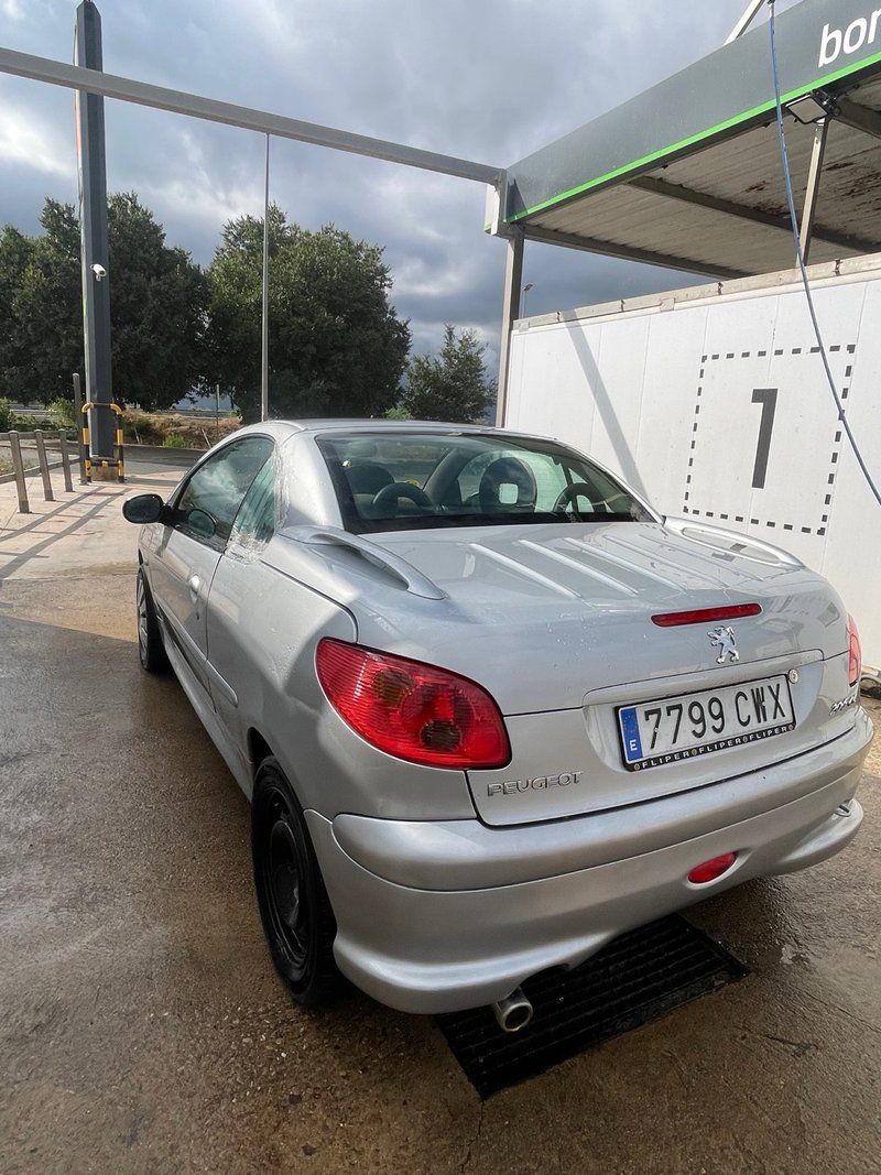 Peugeot 206 CC - foto 1