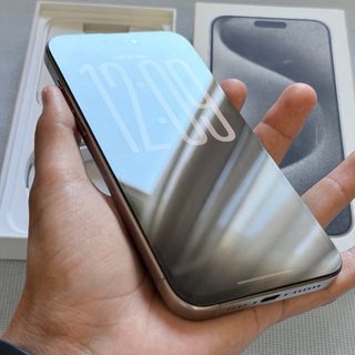 iPhone 15 Pro Max Gris 256GB Batería 88%
