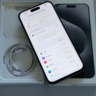 iPhone 15 Pro Max Gris 256GB Batería 88%