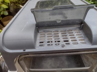 Arenero para gatos con puerta
