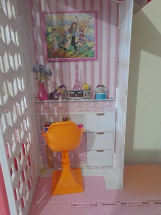 Casa Grande Barbie con Accesorios