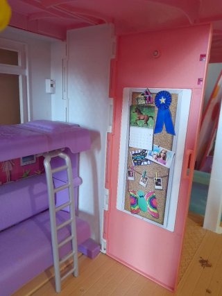 Casa Grande Barbie con Accesorios