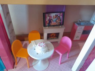 Casa Grande Barbie con Accesorios