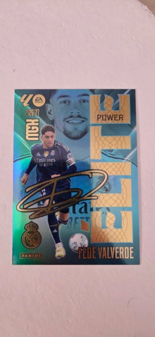 Megacracks Elite Power Valverde 2026/27