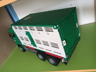 Camión Bruder Transporte Animales