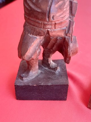Figuras madera Quijote y Sancho Panza. OURO.