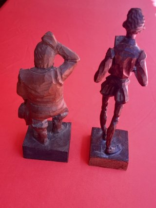 Figuras madera Quijote y Sancho Panza. OURO.