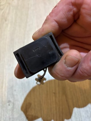 Relé de arranque Suzuki Burgman 125/200