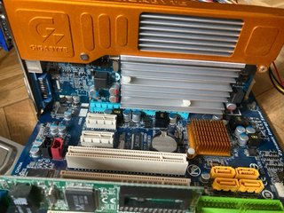 Placa Base Gigabyte + Procesador Intel + RAM