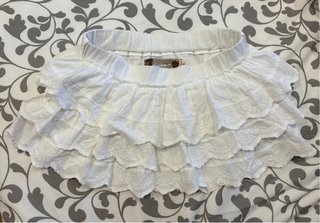 Falda mini volantes blanca