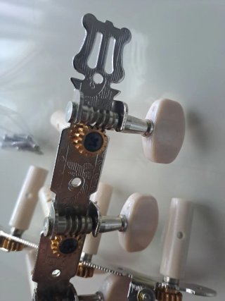 Clavijas Afinación Guitarra