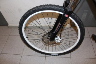 Bicicleta Aluminio 26 pulgadas. Talla M/ L.