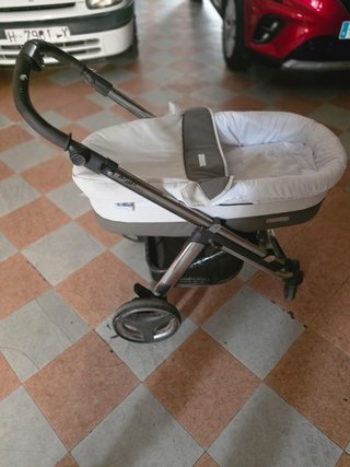 Carro Bebecar , año 2014 , silla de paseo y capazo