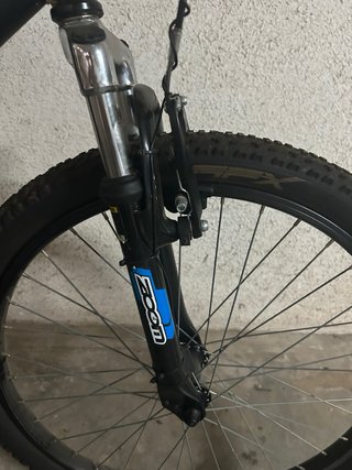 Bicicleta Montaña 24” CONOR Negra y Azul
