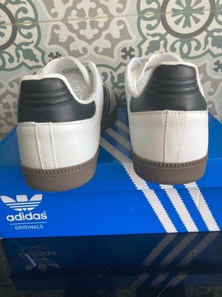 Zapatillas Adidas Samba Blancas y Negras