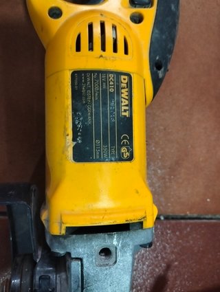 Taladro y radial de batería Dewalt