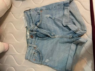 Pantalón vaquero Bershka Talla 32
