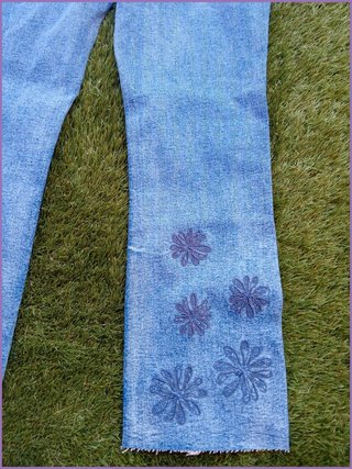 Vaqueros Desigual bordados flores T40 nuevo