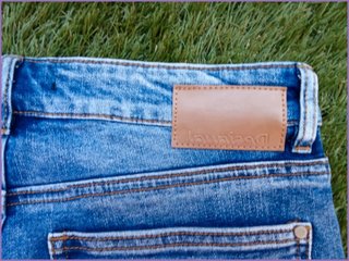 Vaqueros Desigual bordados flores T40 nuevo