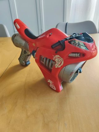 Moto futurista Action Man