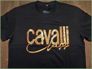 camiseta negra cavalli class